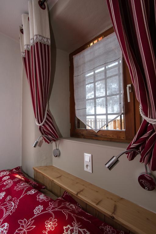 La Baita Du Loup Saint-Vérand Szoba fotó