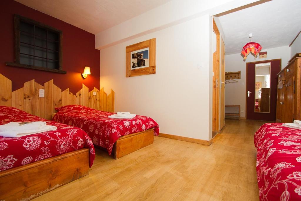 La Baita Du Loup Saint-Vérand Szoba fotó